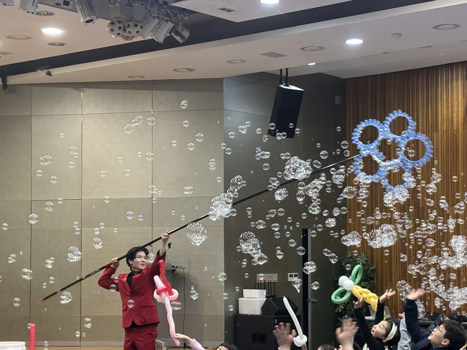 버블공연